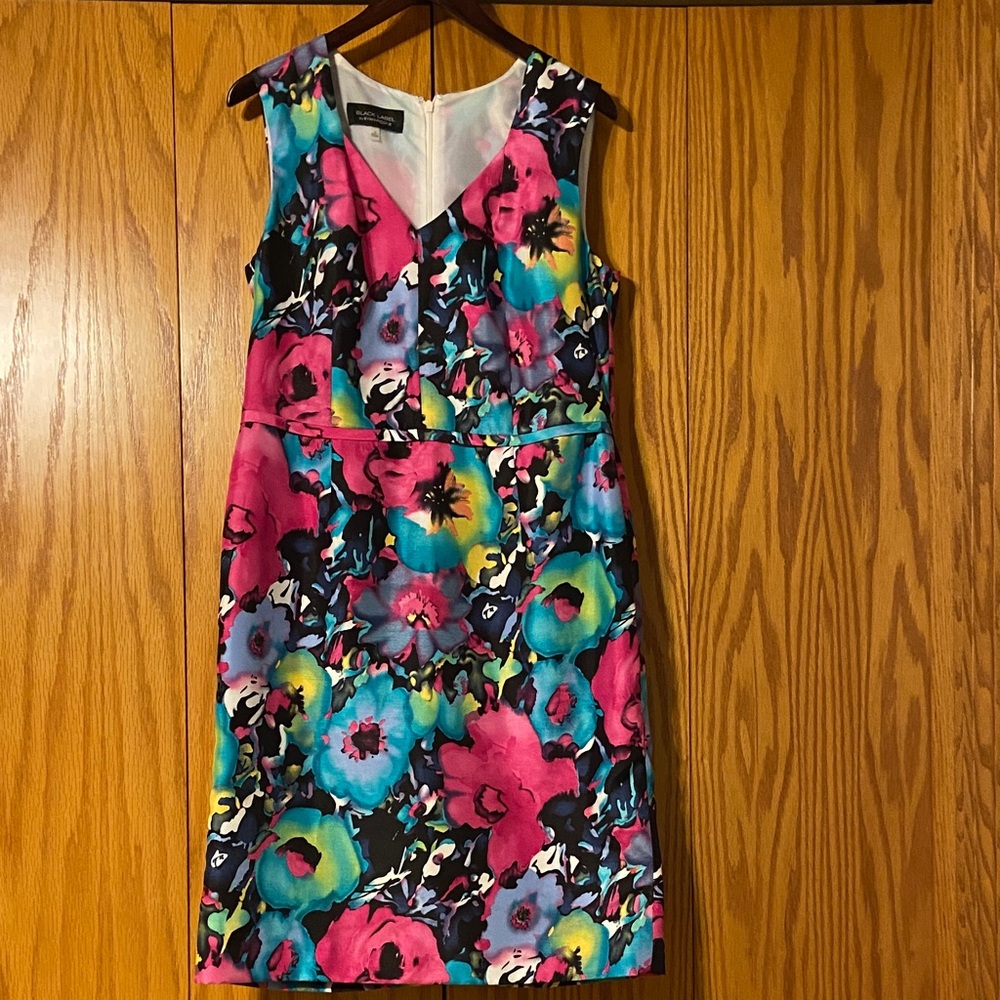 Colorful Floral Print Sleeveless Dress